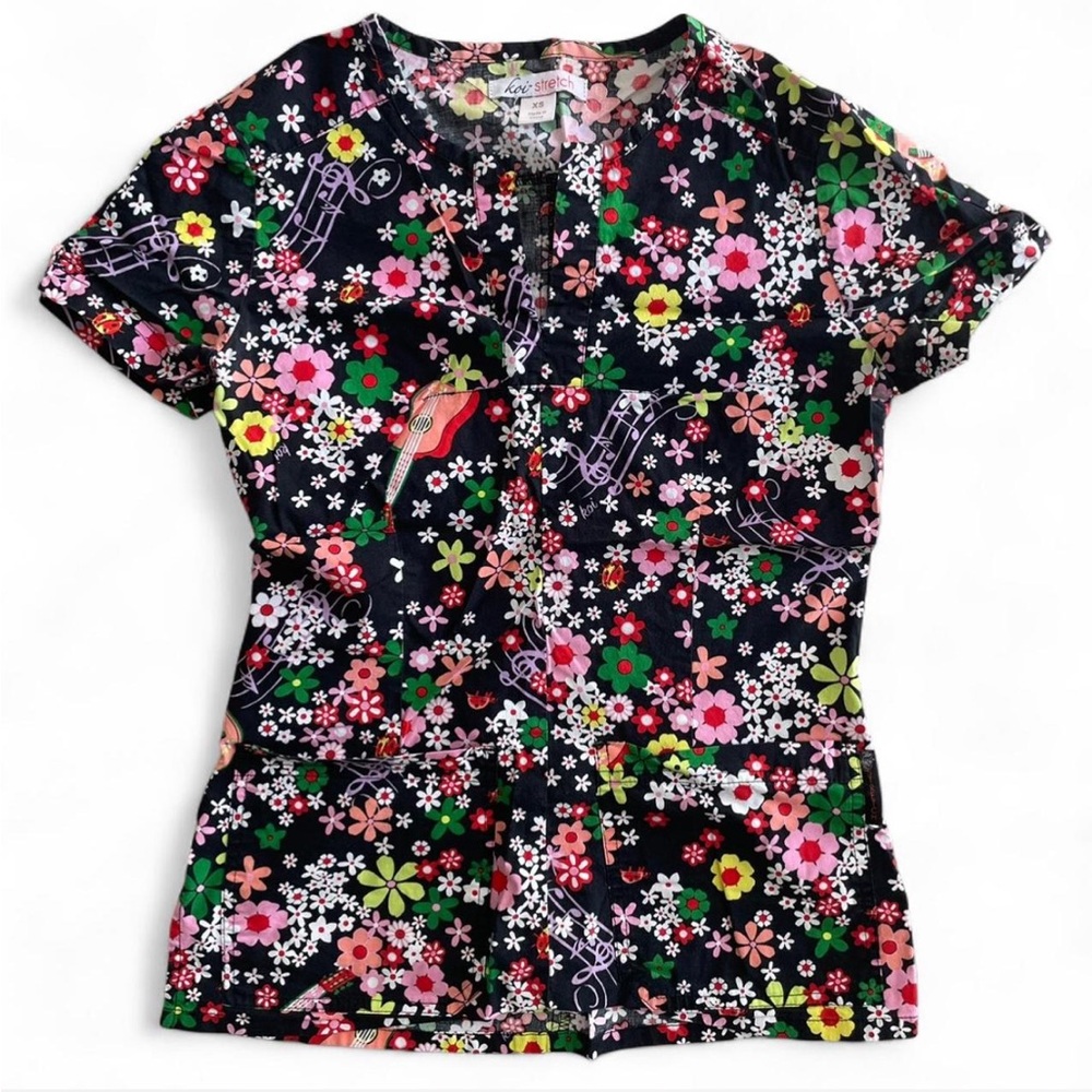 Koi Stretch Floral Scrub Top with Multicolor Blooms